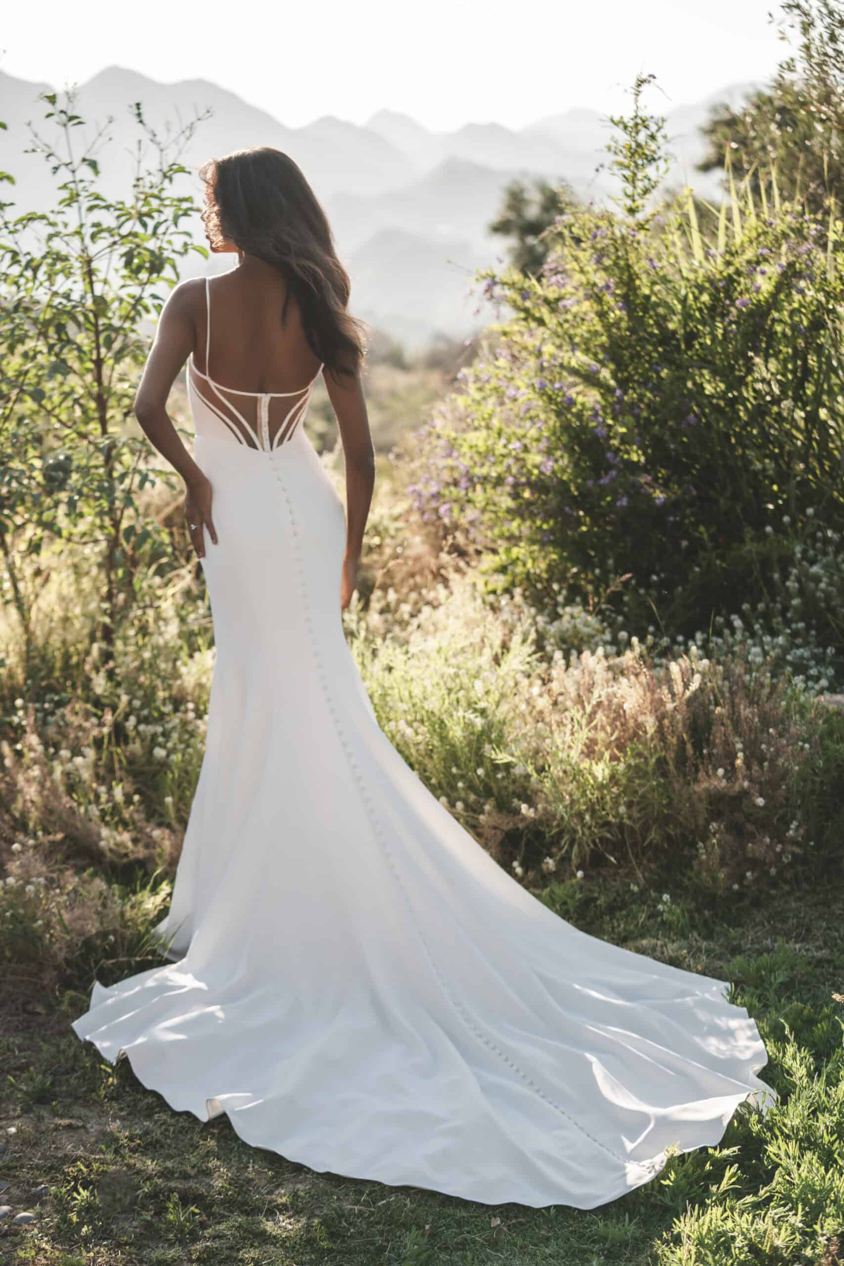 Allure Romance R3711