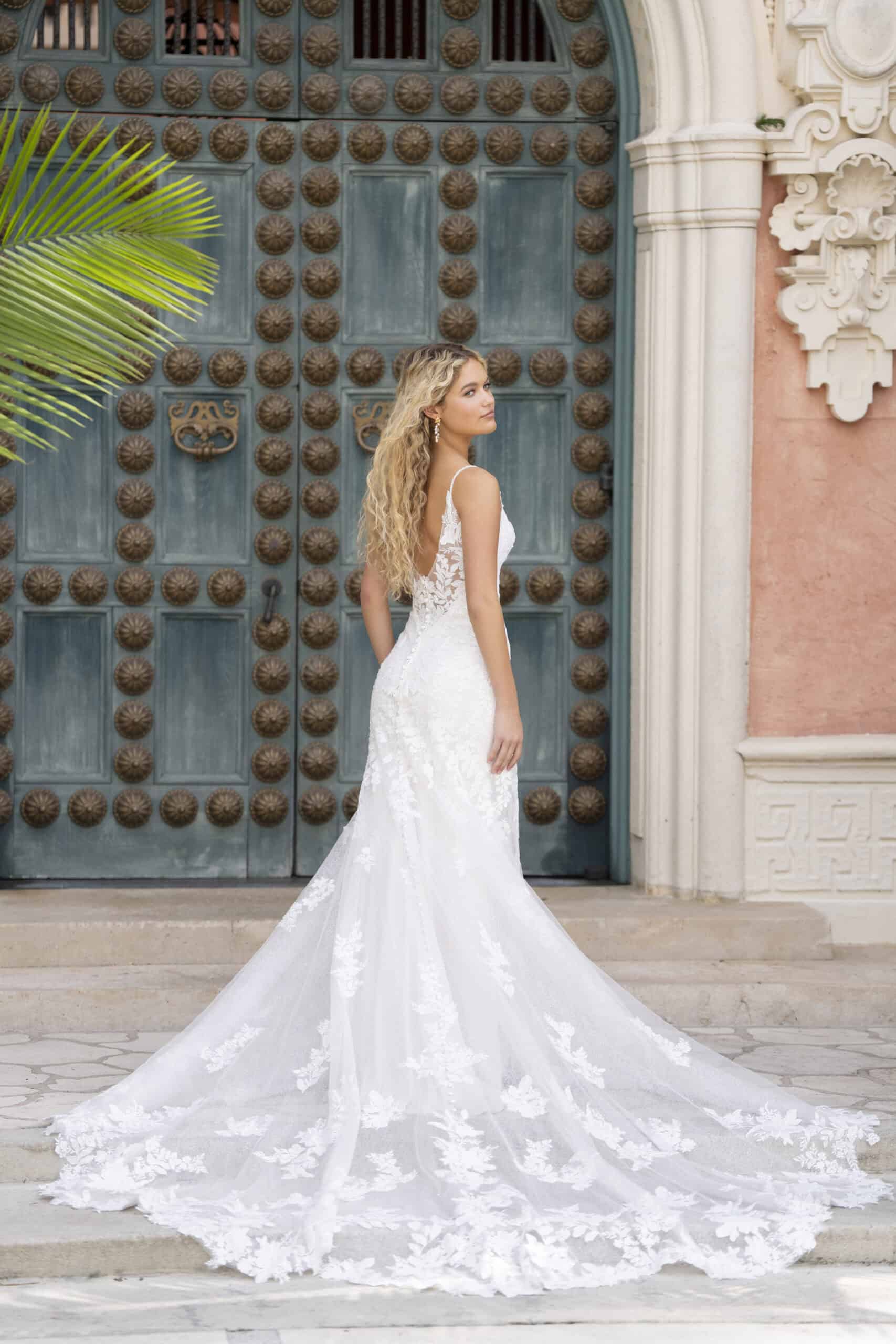 Allure Romance - R3864 - Back